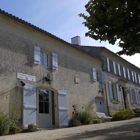 Chambres D'Hotes - Les Bujours Saint-Georges-des-Côteaux Εξωτερικό φωτογραφία